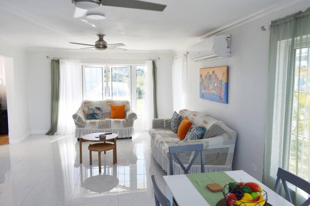 Irie Vibes Ocean View Villa Negril Exteriör bild