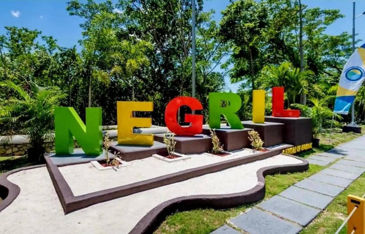 Irie Vibes Ocean View Villa Negril Exteriör bild