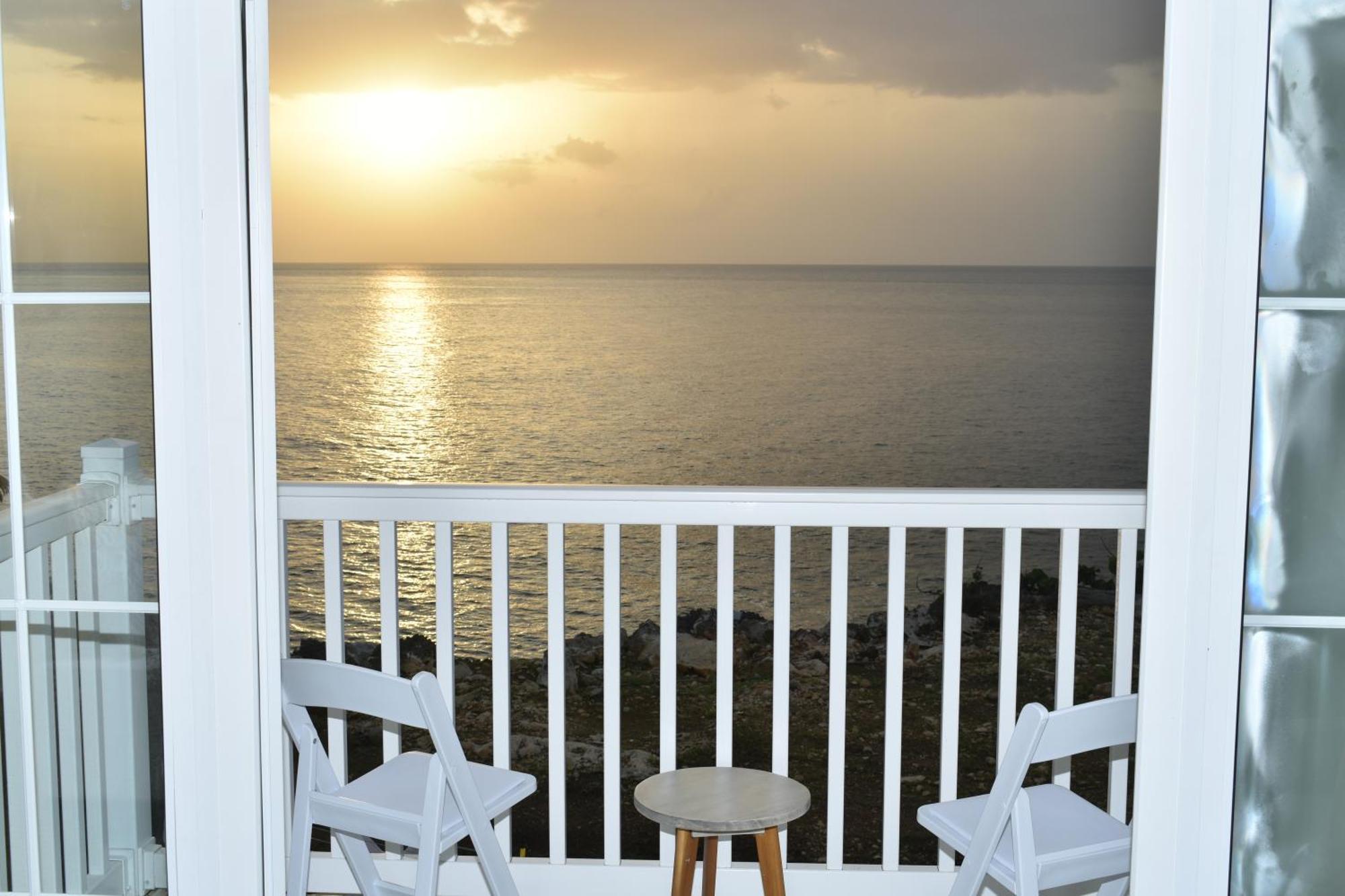 Irie Vibes Ocean View Villa Negril Exteriör bild